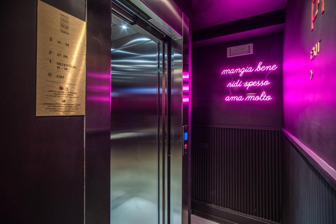 ホテル Palazzetto Trevi ローマ エクステリア 写真